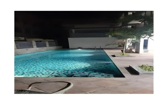 Christee Suites Hotel