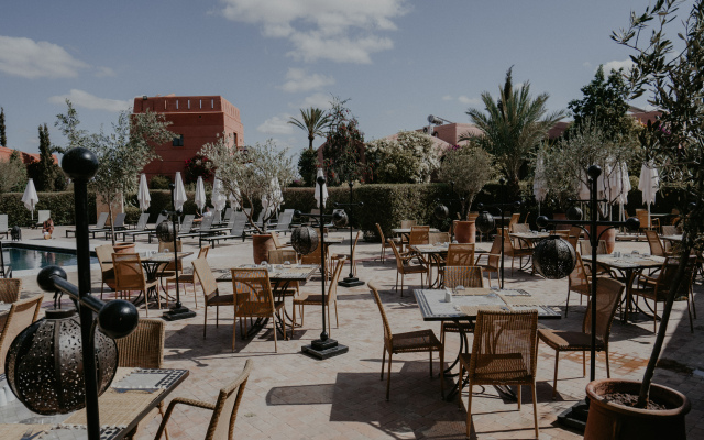 Adama Hotel