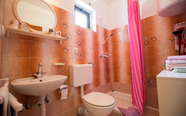 Frane - 20 m From Beach - A1