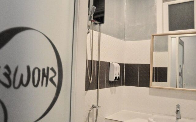 Oasis Hotel-Pods - Adults Only