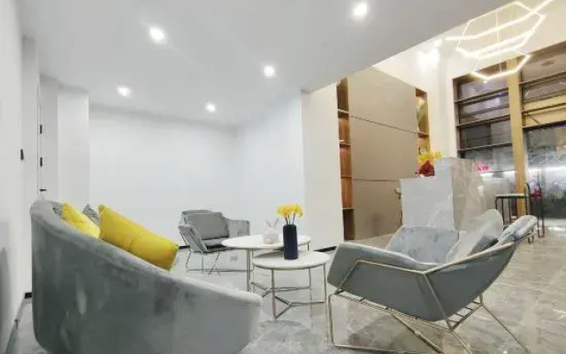 Pingtan Newman Fashion Hotel (Longwangtou Beach Branch)