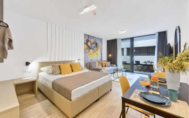 M&P- Lovely 1-bedroom condo with free parking