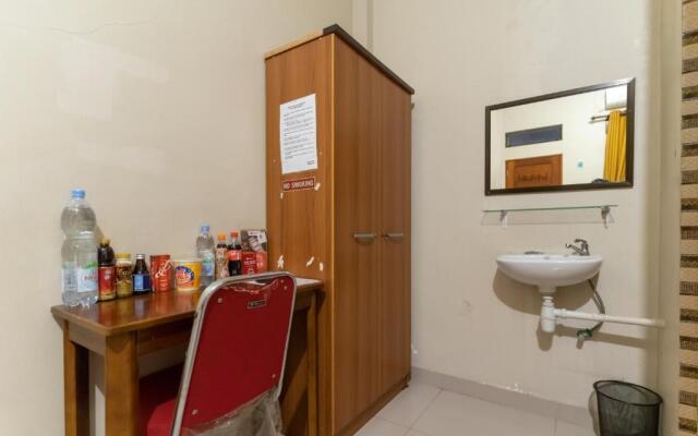 RedDoorz At Joyce Guest House Medan