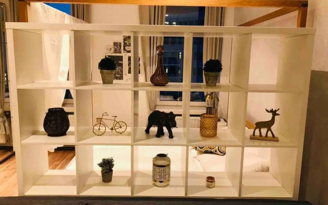 ZEUS Design Apartments Modern&Warm City