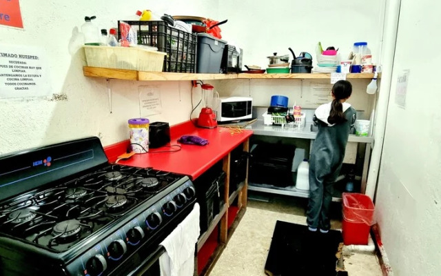 HoM Balderas - Hostel