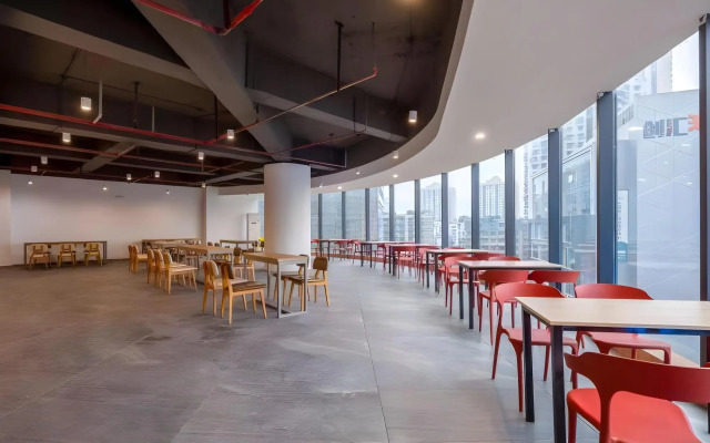 Rezen Select Hotel (Chongqing Jiefangbei)