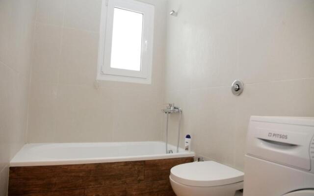 Villa Evita , suites 1, Athytos,63m2,a/c,privacy