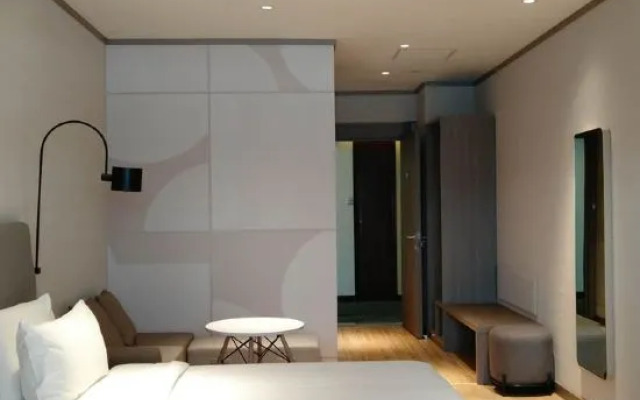 Yimi  Hotel (Guangzhou Nansha Jinzhou Square)