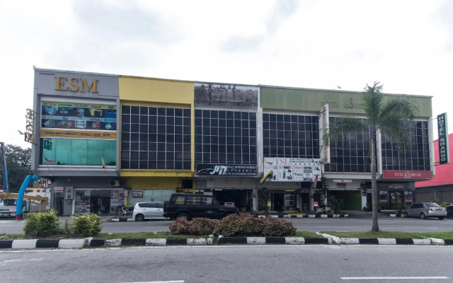 OYO 277 Hotel Shangg