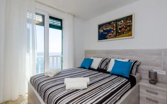 Apartments Lazarin
