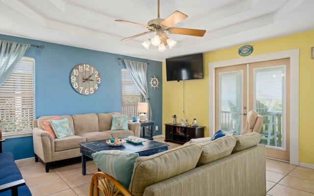 Salt Life Bay Getaway