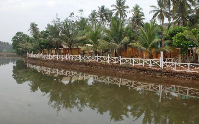 Sea Paradise Bamboo Beach Huts