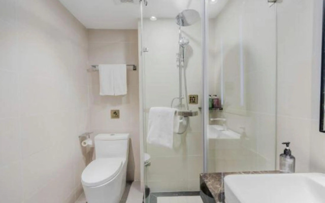 Homeinn Selected Hotel (Shaoxing East Station Wanhecheng)