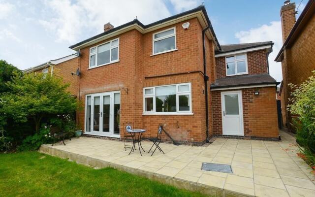 Wollaton House - Fabulous 5 bed house Nottingham