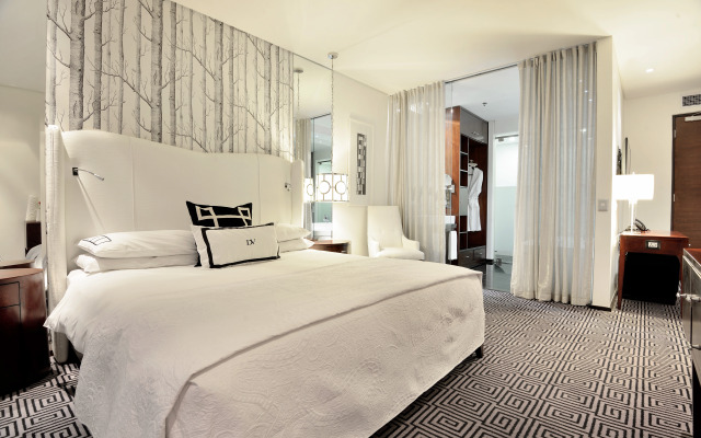 Davinci Hotel And Suites On Nelson Mandela Square