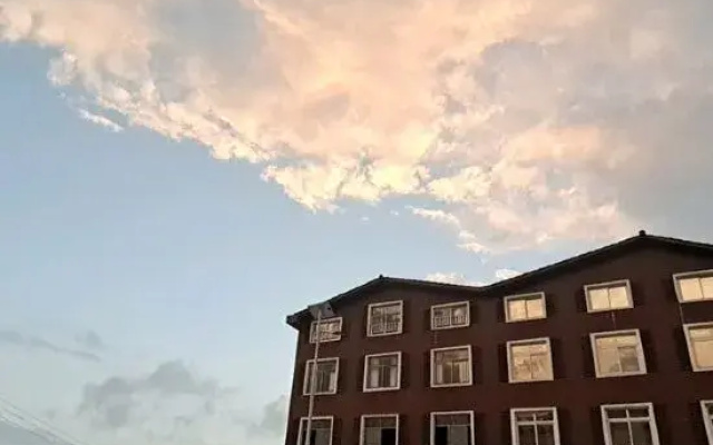 Hongyuan Hotel, Mount Xiannu