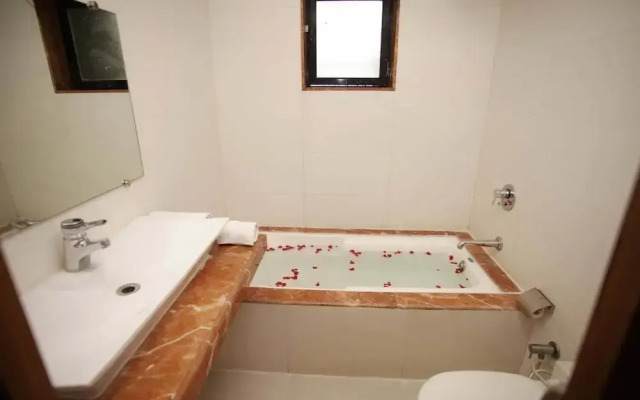 The Caliph Hotel & Executive Suites