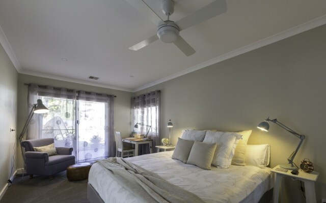 Summer Home - Our Place at Bright