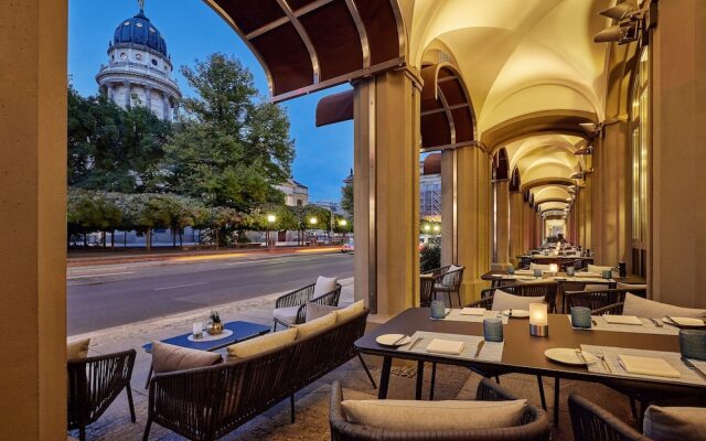 Hotel Luc - Autograph Collection