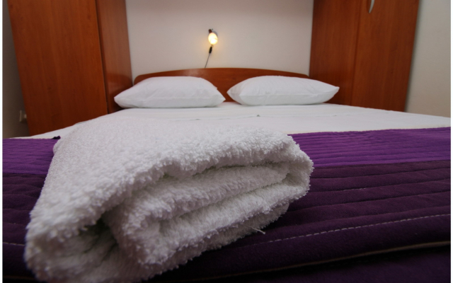 Apartment Elvi - amazing position & parking: A2 Primosten, Riviera Sibenik