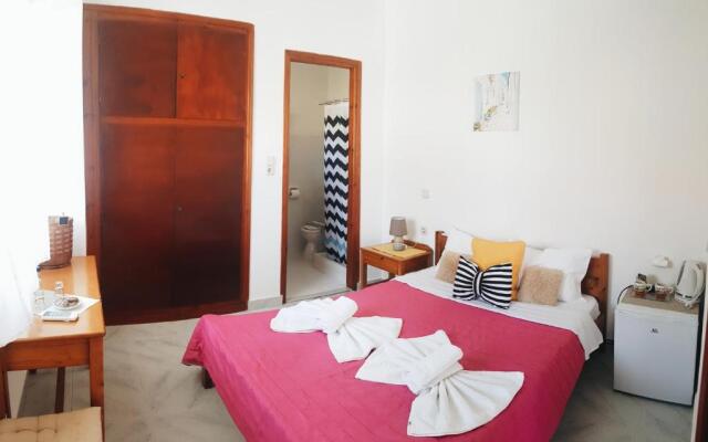 Lefteris Rooms