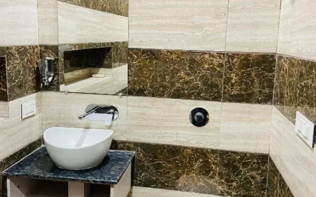 Hotel Kabir Residency