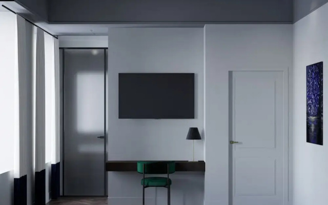 Golden House Vatican - Regolo