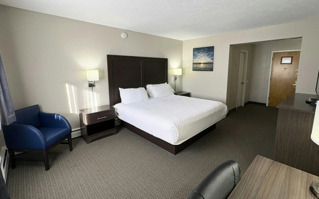 Magnuson Grand Pioneer Inn and Suites