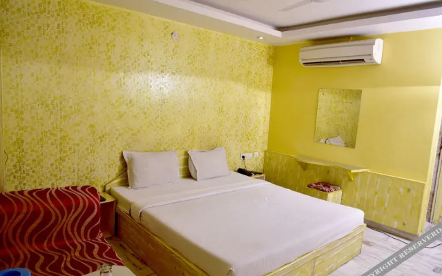OYO 3950 Hotel Hayat Rabbani