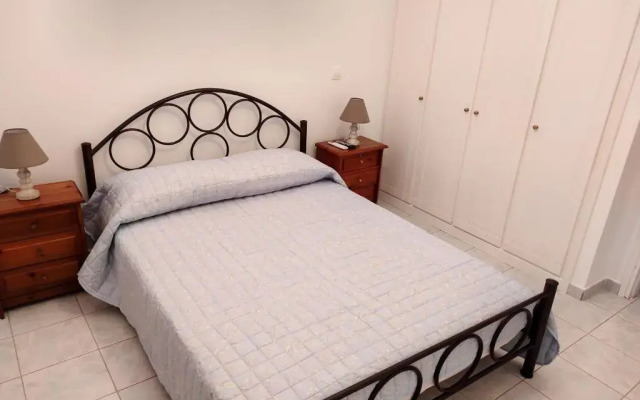 Emerald- 2 -Bedroom Apartment in Preveza