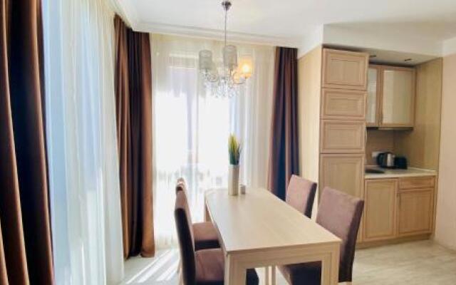 Bratanov Studio in Complex Harmony Suites 8