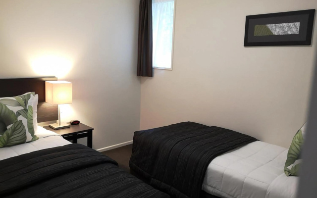 Airport Palms Motel – Guest Rooms – Christchurch