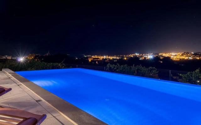 Seventh Heaven Villa