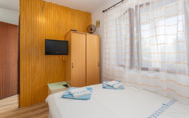 Amazing Apartment in Gabonjin With 1 Bedrooms and Wifi