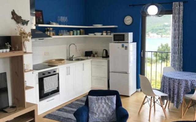 1 BR apartment with spacious terrace