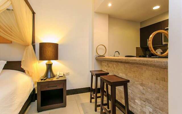 Aldea Thai 01 by Tripintravel