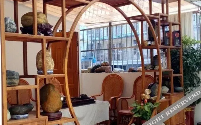 Wenxin Business Hotel