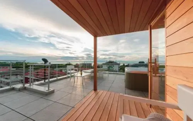 Soleis Sea View Spa Apartment