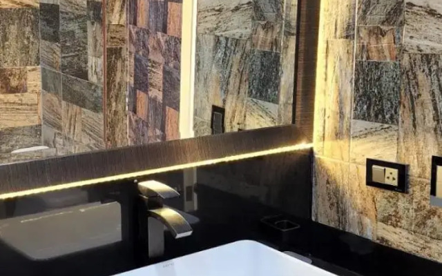 Grimaldo del Solar Miraflores OMM1