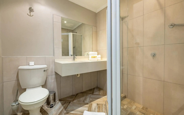 Hotel Numbi and Garden Suites