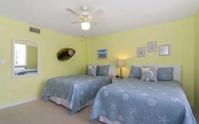 Shoreline 2096 Condo by RedAwning