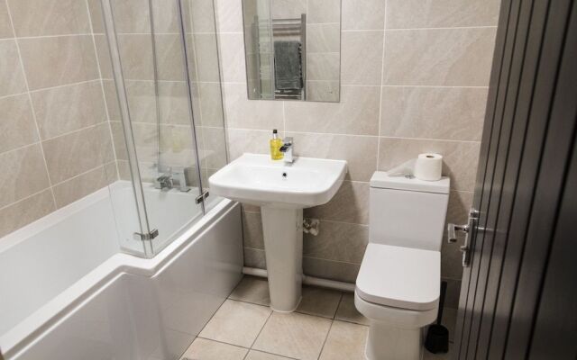 Ideal Lodgings at Thorncliffe