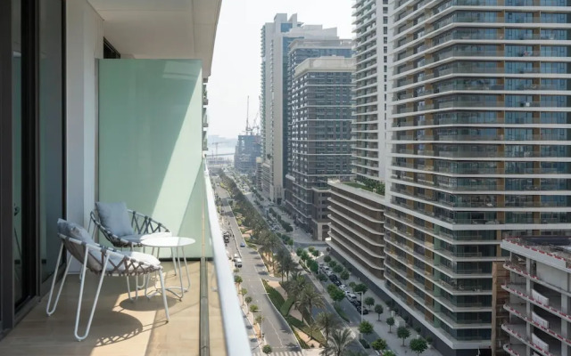 KeyRock - Dubai Marina with Pool & Gym