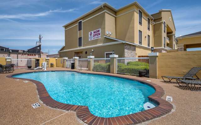 BEST WESTERN PLUS McKinney Inn & Suites