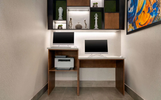 La Quinta Inn & Suites by Wyndham Stephenville