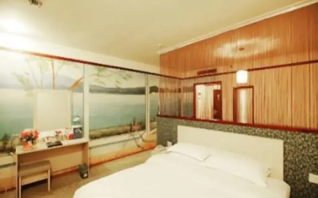 Super 8 Hotel Chengdu Chunxi