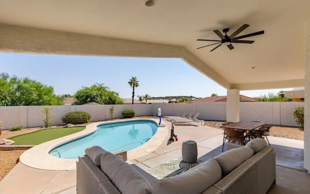 Western Hills-private Pool-putting Green-games & More!