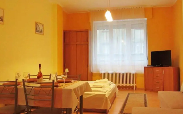 Jolie Apartman