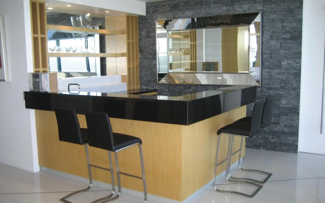 Aria Apartments
