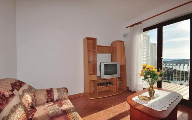 Awesome Apartment in Trogir With 1 Bedrooms